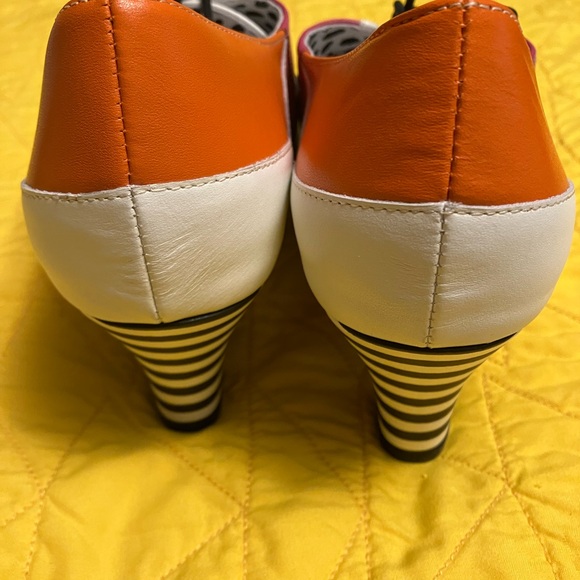 Lola Ramona NIB/ Unworn Colorful Patchwork with Stripe Heel Women's Shoes - Picture 10 of 11